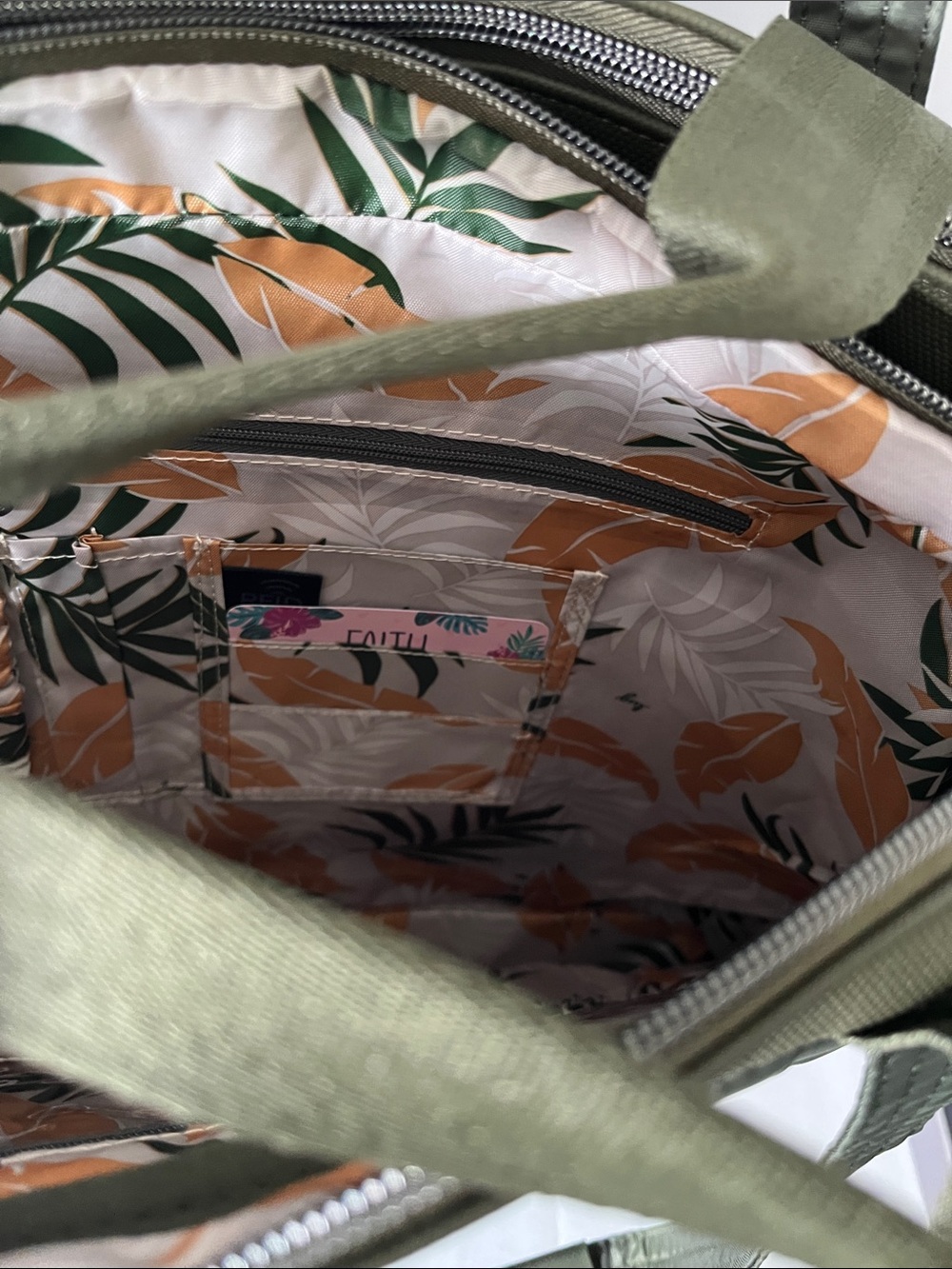LUG - Aviator Carry-All Tote Bag in Olive - Picture 8 of 11